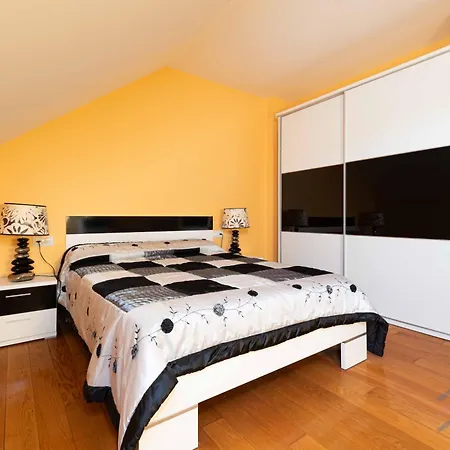 Casa Santa Marta Cies *